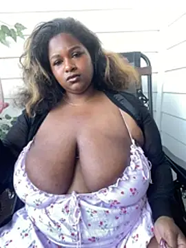 BigFineSelena online show from March 19, 9:52 pm