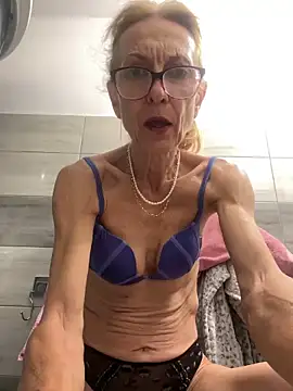 adella13 online show from December 13, 8:20 am