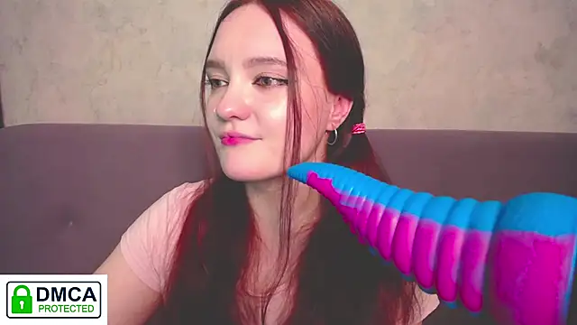 Snapshot of Alyssa___Scarlet chatting on November 7, 9:37 pm Alyssa Scarlet online show from November 7, 9:37 pm