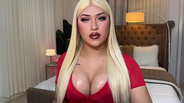 Your Majesty Tyra online show from March 10, 4:49 am