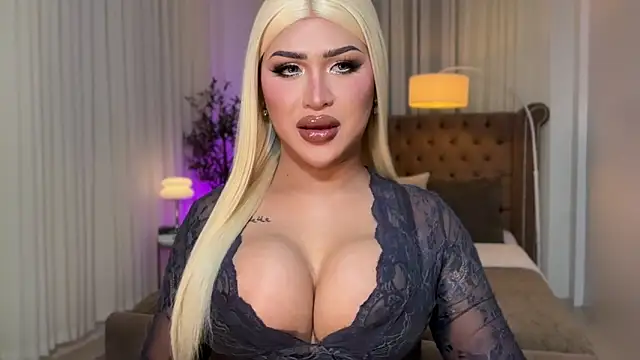 Your Majesty Tyra online show from October 19, 4:02 am