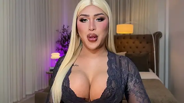 Your Majesty Tyra online show from October 21, 5:19 am