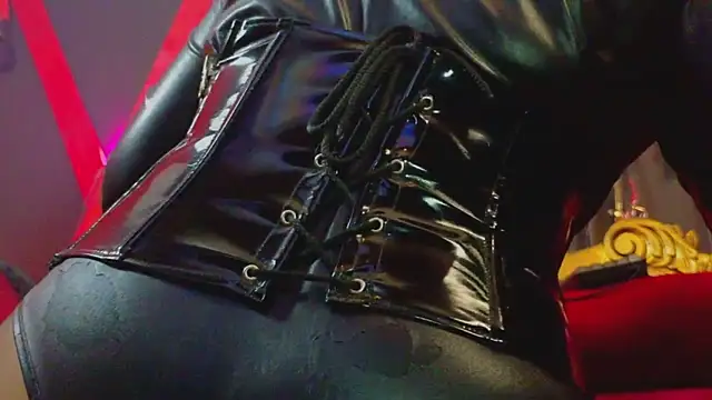 PerlaDivaio online show from October 6, 1:52 pm