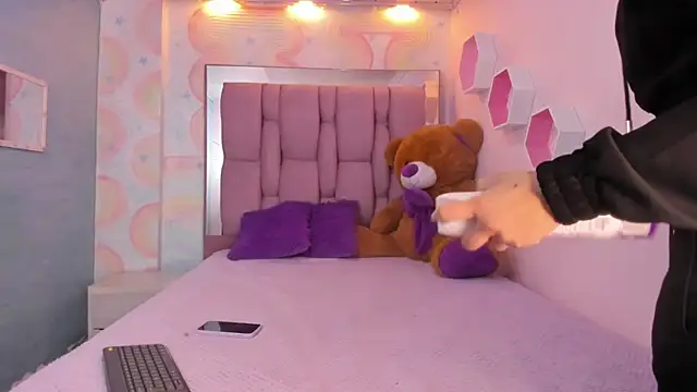 dayra angels online show from February 25, 3:20 am