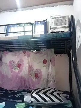 Snapshot of sexyts69xx chatting on February 18, 5:09 am sexyts69xx online show from February 18, 5:09 am