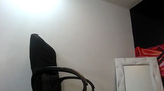 Snapshot of Hana___ chatting on March 21, 9:23 am Hana online show from March 21, 9:23 am