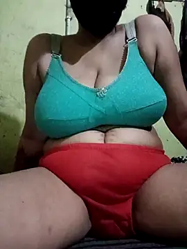 silkyrani123 online show from October 25, 6:13 pm