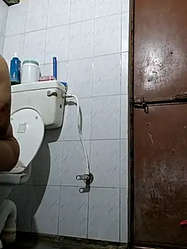 Snapshot of Desi_Rider_Aadi chatting on October 18, 3:42 am Desi Rider Aadi online show from October 18, 3:42 am