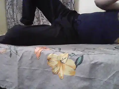 Snapshot of Desi_Rider_Aadi chatting on October 24, 4:36 pm Desi Rider Aadi online show from October 24, 4:36 pm