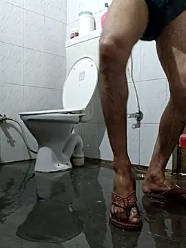 Snapshot of Desi_Rider_Aadi chatting on February 4, 8:09 am Desi Rider Aadi online show from February 4, 8:09 am