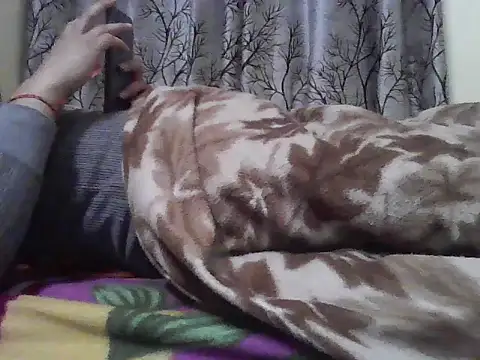 Snapshot of Desi_Rider_Aadi chatting on February 11, 4:34 pm Desi Rider Aadi online show from February 11, 4:34 pm