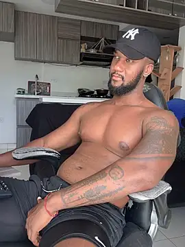 blackdrey18 online show from October 3, 4:37 pm