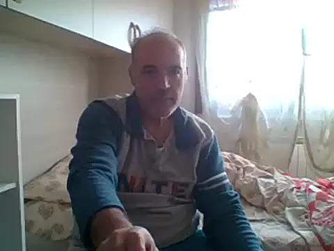 Setesesso7 online show from December 11, 10:25 am