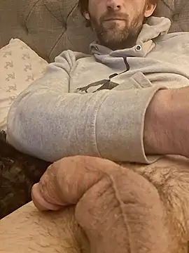 lewis7869 online show from December 19, 3:41 pm