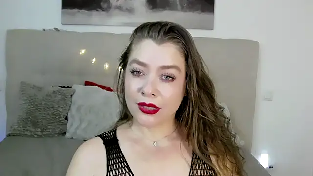 PetersEmily online show from December 12, 1:06 pm