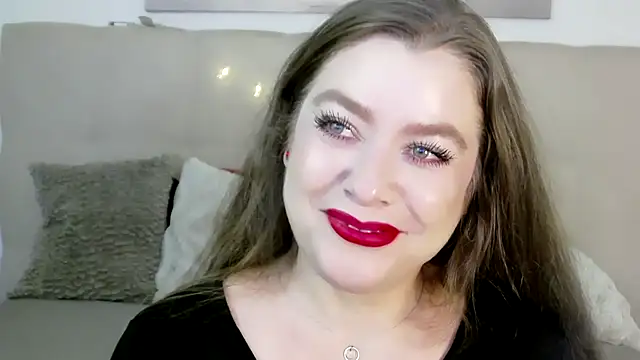 PetersEmily online show from December 12, 4:10 pm