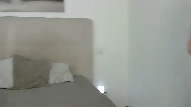 PetersEmily online show from March 14, 12:43 am