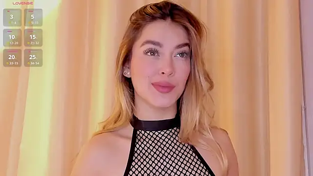 Assh lee  online show from March 14, 1:05 pm