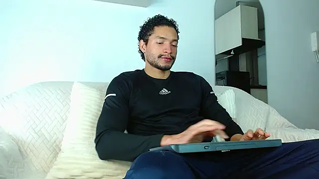 Robyn Miller online show from October 10, 2:16 pm