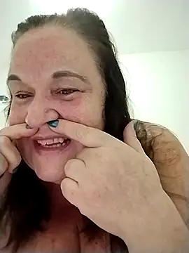 Yaya Mineira online show from November 5, 9:48 pm