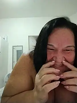 Yaya Mineira online show from April 14, 3:01 am