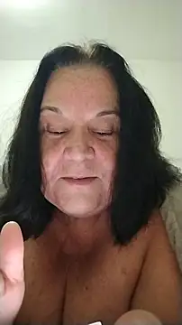 Yaya Mineira online show from June 7, 1:21 am