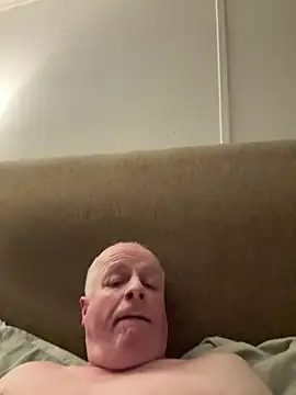 locallad88 online show from January 2, 5:07 pm