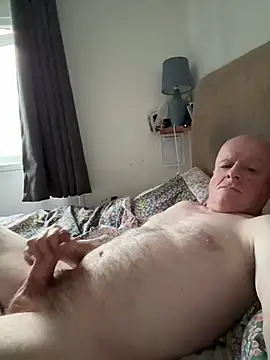 locallad88 online show from October 8, 4:59 pm