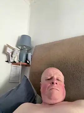 locallad88 online show from February 16, 4:03 pm