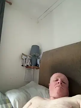 locallad88 online show from February 26, 4:28 pm