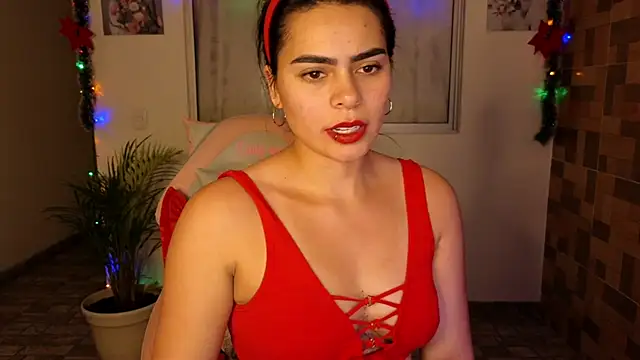 sexyladyy  online show from December 14, 2:56 am