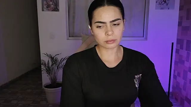 sexyladyy  online show from March 4, 2:38 am