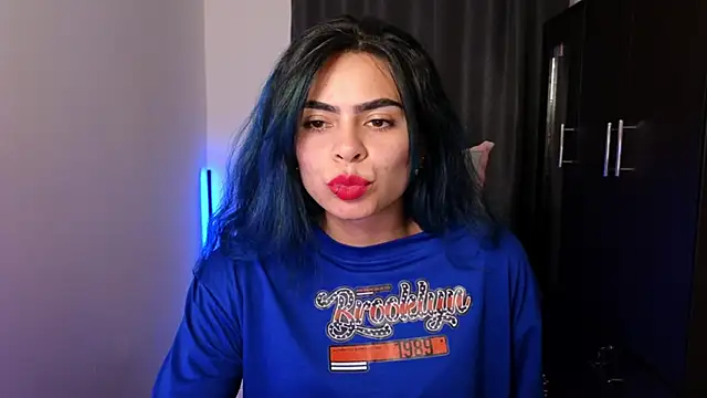 sexyladyy  online show from September 12, 11:26 pm