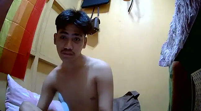 Snapshot of gaysucker6969 chatting on December 3, 3:11 pm gaysucker6969 online show from December 3, 3:11 pm