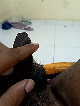 Snapshot of Sexboymanisha94 chatting on January 13, 1:22 am Sexboymanisha94 online show from January 13, 1:22 am