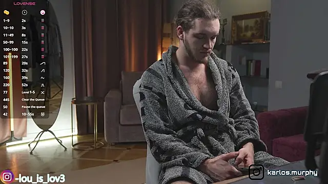 Snapshot of Louis_Karlos chatting on November 18, 3:45 am Louis Karlos online show from November 18, 3:45 am