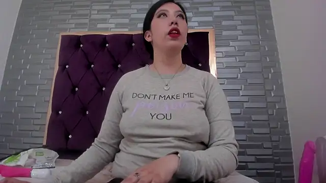 AntoneellaF online show from January 15, 10:24 pm