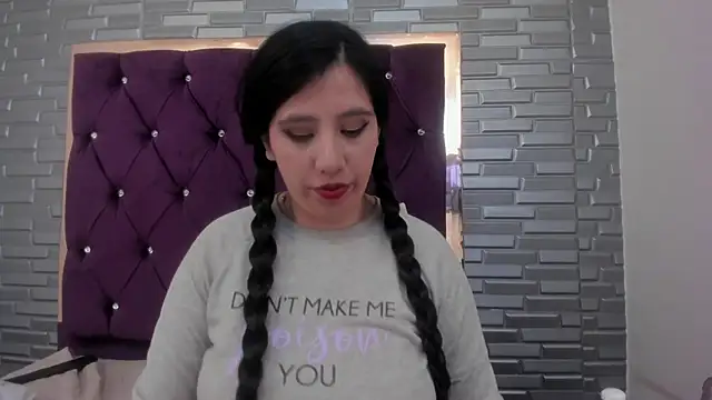 AntoneellaF online show from January 16, 7:38 am