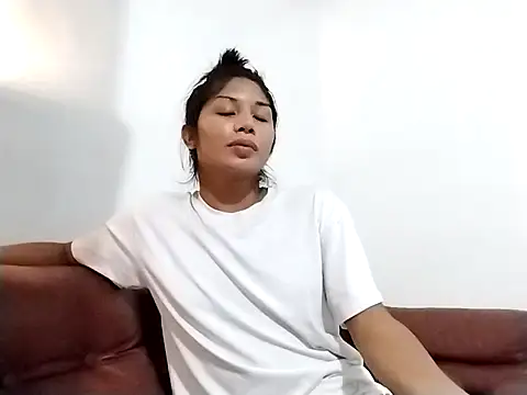 MaxxineMorenaTs online show from December 14, 8:35 pm