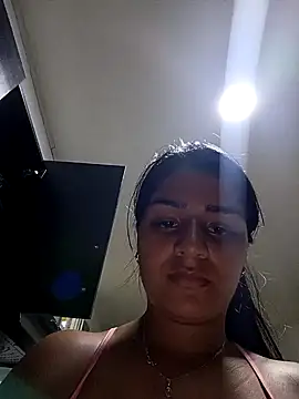 AnnRosse18 online show from January 4, 10:34 pm