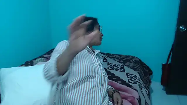 kateleyagrey online show from February 11, 7:30 pm