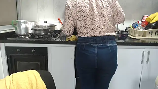 kateleyagrey online show from March 19, 11:58 am