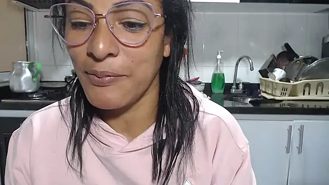 kateleyagrey online show from April 10, 6:45 pm