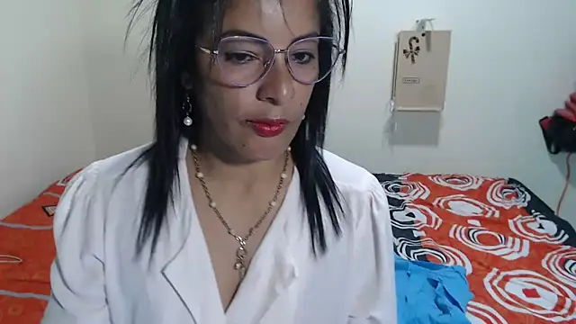 Snapshot of kateleyagrey chatting on May 9, 6:24 pm kateleyagrey online show from May 9, 6:24 pm