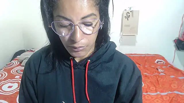 Snapshot of kateleyagrey chatting on May 24, 10:31 am kateleyagrey online show from May 24, 10:31 am