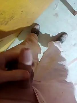 Snapshot of GeilerSchweizer chatting on January 29, 3:37 pm GeilerSchweizer online show from January 29, 3:37 pm