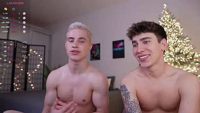 Snapshot of Evan__White_ chatting on January 10, 7:00 pm Evan White online show from January 10, 7:00 pm