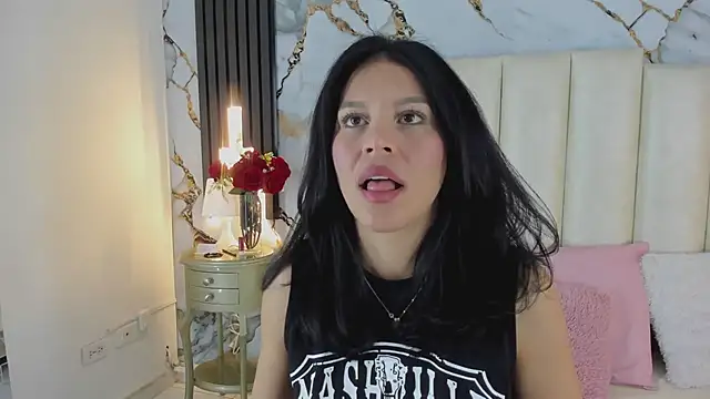 Snapshot of lulumars chatting on February 27, 5:07 am lulumars online show from February 27, 5:07 am