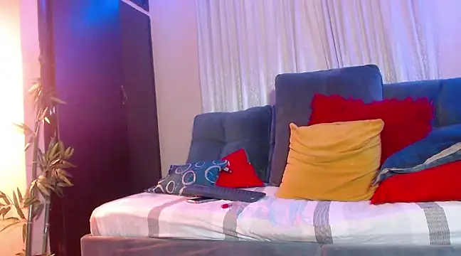 DavidNeill online show from March 22, 8:40 am