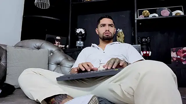 matteosantos online show from November 12, 12:05 pm